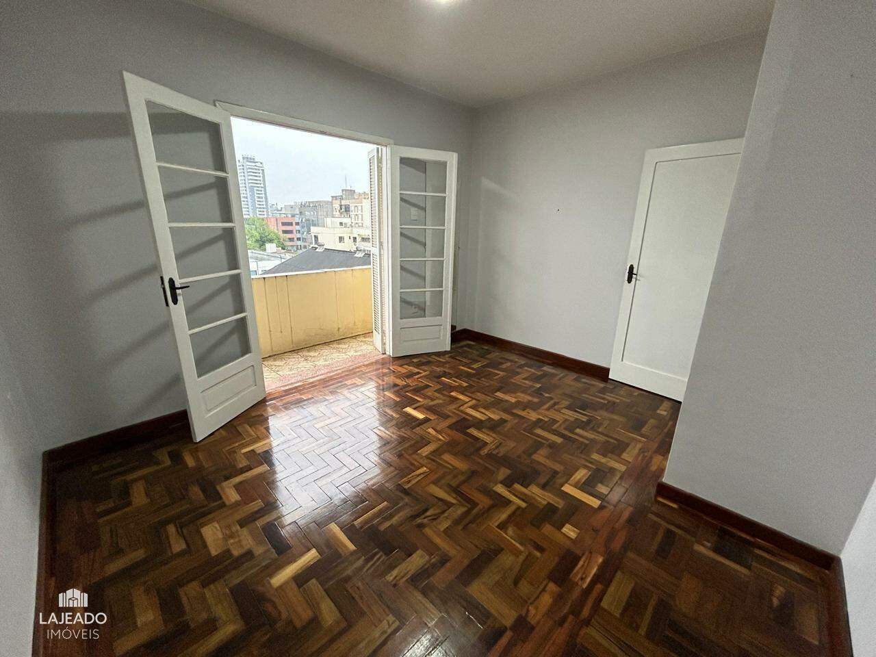 Apartamento para alugar com 3 quartos, 84m² - Foto 7