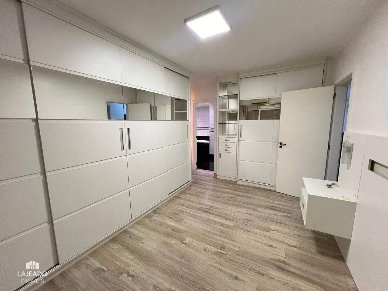 Apartamento à venda com 3 quartos, 141m² - Foto 16