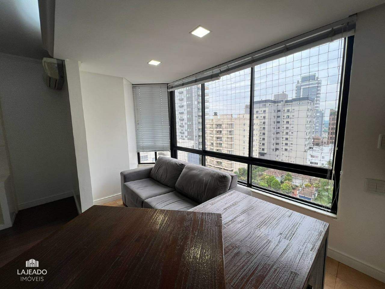 Apartamento à venda com 3 quartos, 141m² - Foto 5