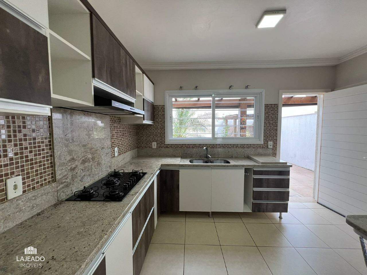 Sobrado à venda com 3 quartos, 148m² - Foto 9