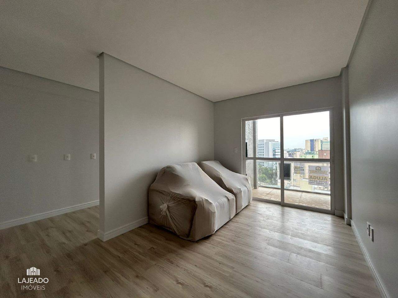 Apartamento para alugar com 2 quartos, 73m² - Foto 3