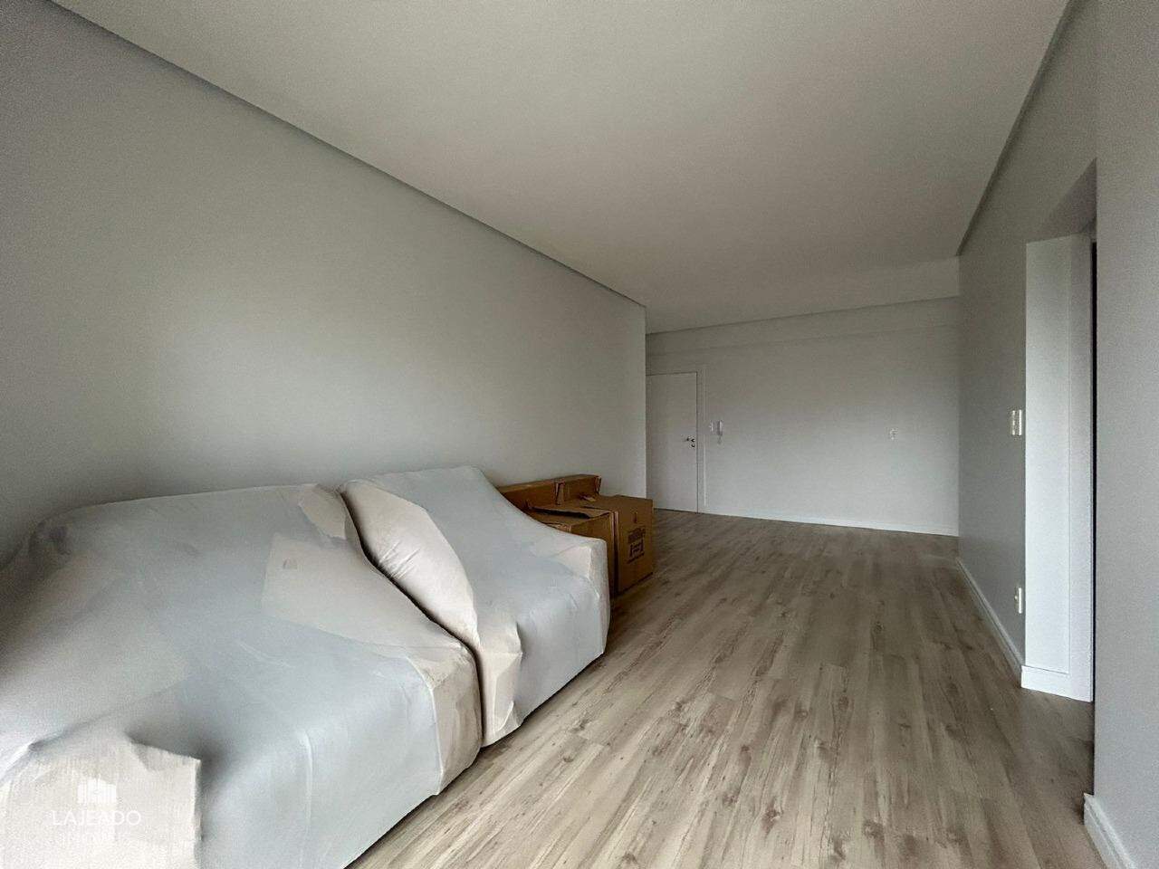 Apartamento para alugar com 2 quartos, 87m² - Foto 4