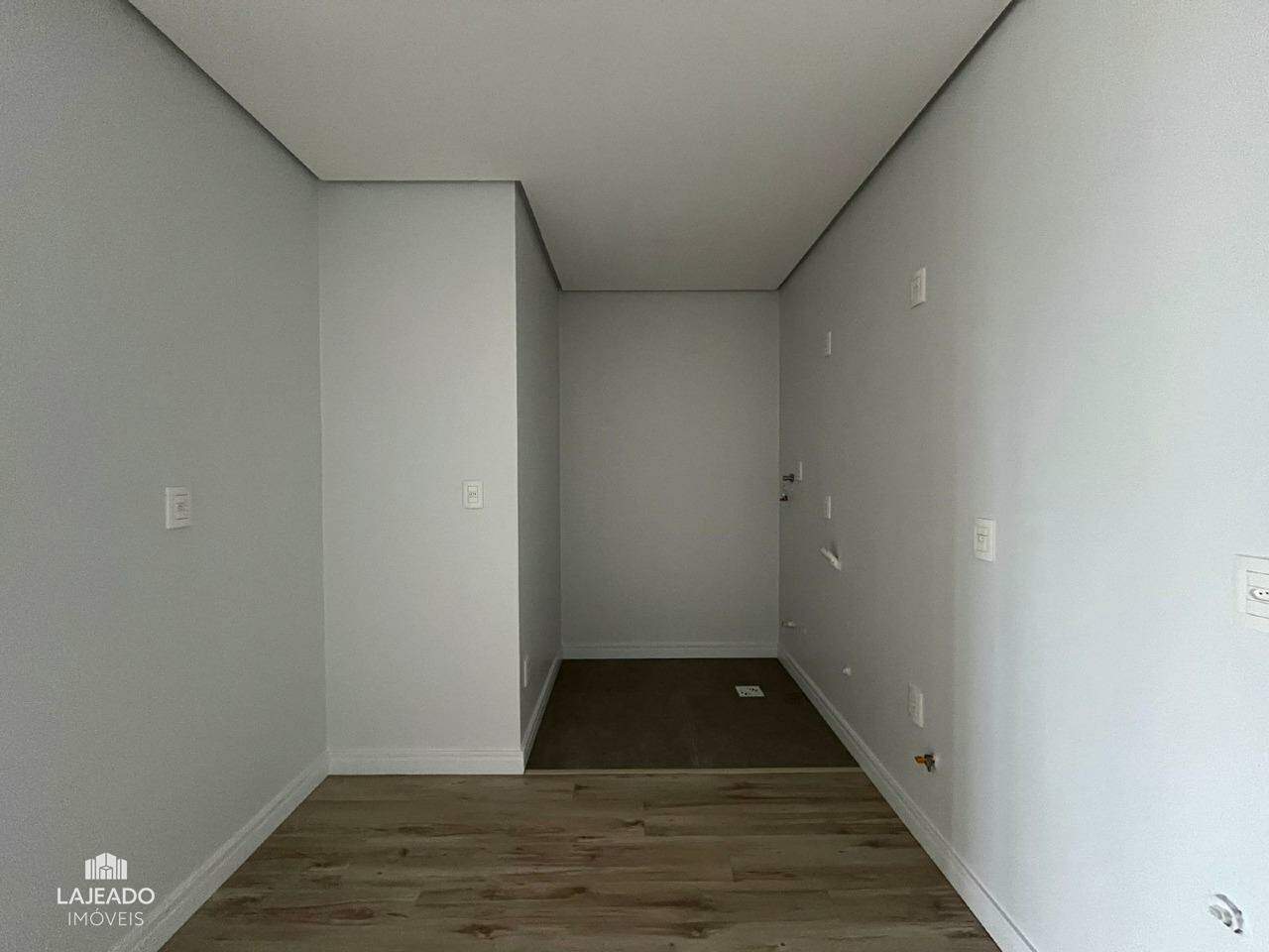 Apartamento para alugar com 1 quarto, 54m² - Foto 4