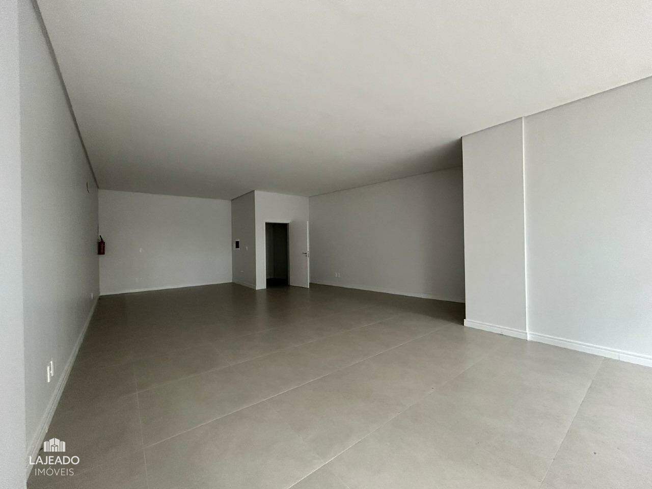 Loja-Salão para alugar, 80m² - Foto 2