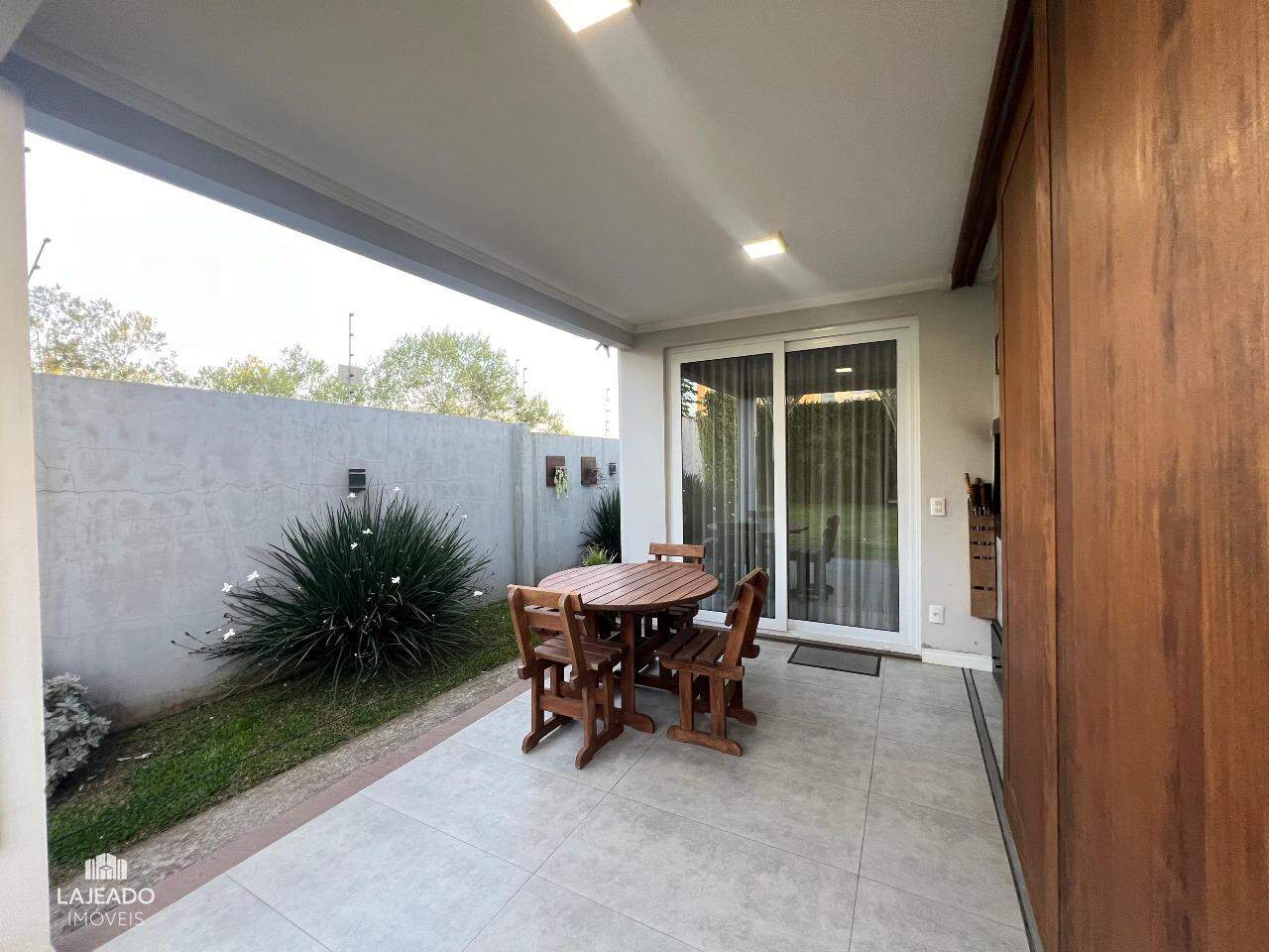 Casa à venda com 1 quarto, 102m² - Foto 10