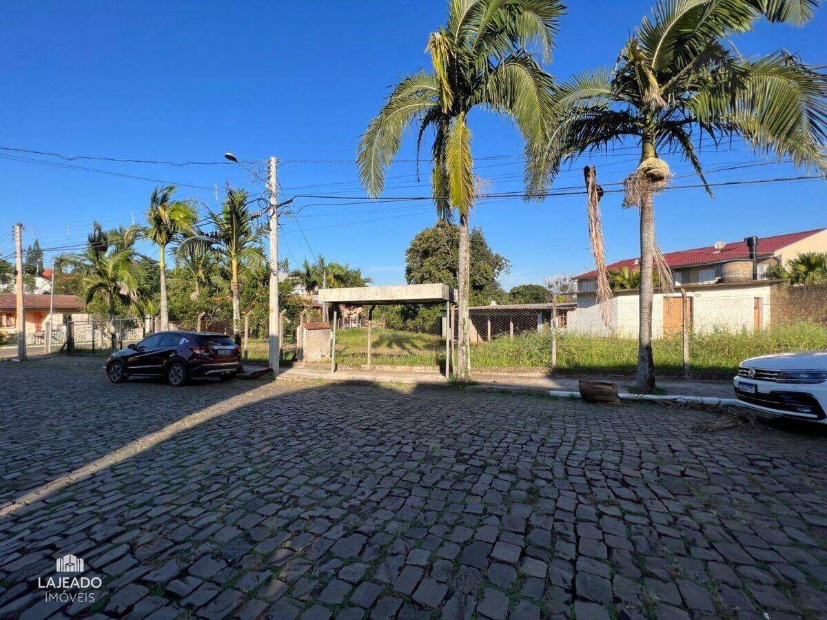 Terreno à venda no Alto do Parque: 