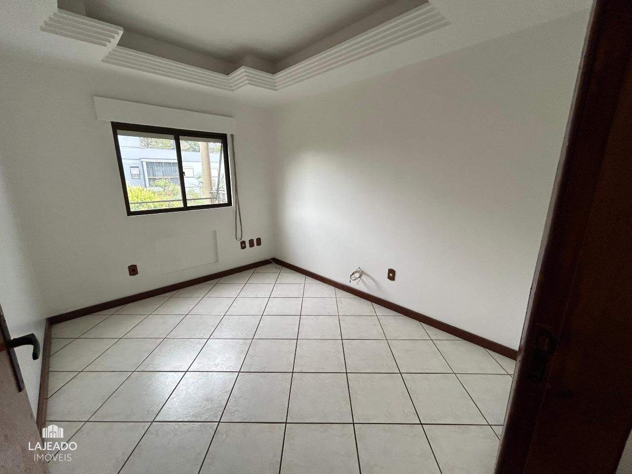 Apartamento para aluguel no Moinhos: 