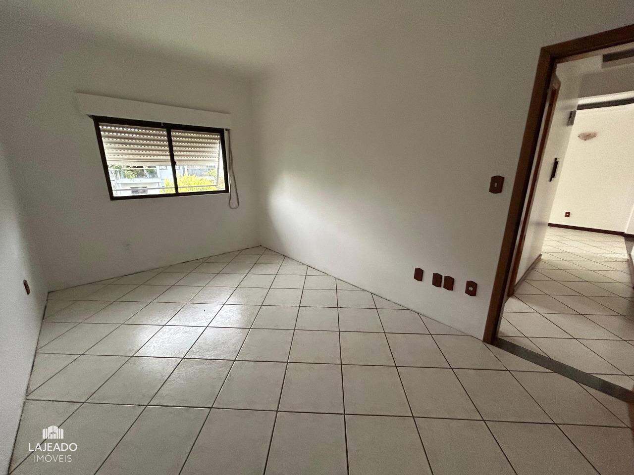 Apartamento para aluguel no Moinhos: 