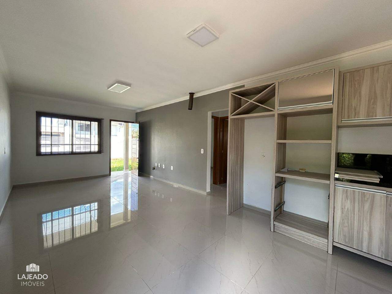 Casa para alugar com 2 quartos, 69m² - Foto 4