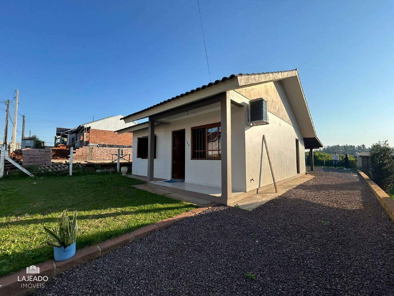 Casa para alugar com 2 quartos, 69m² - Foto 1