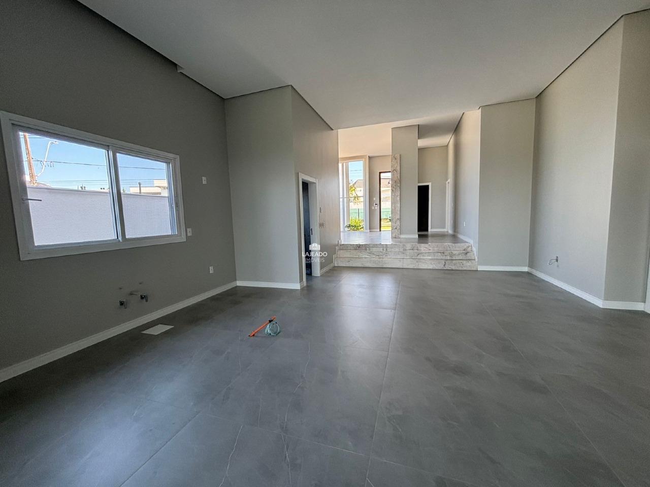 Casa à venda no Carneiros: 