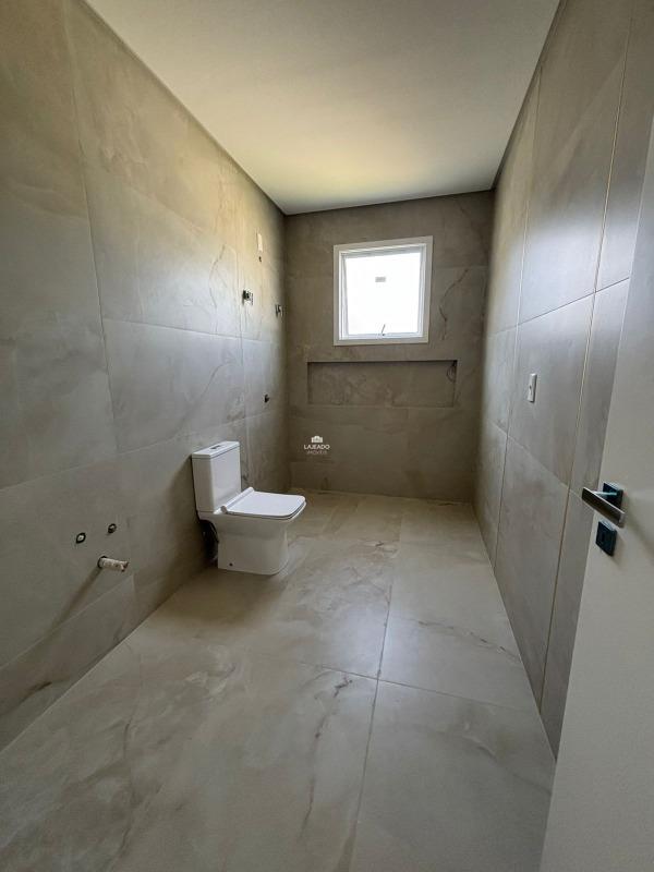 Casa à venda no Carneiros: 