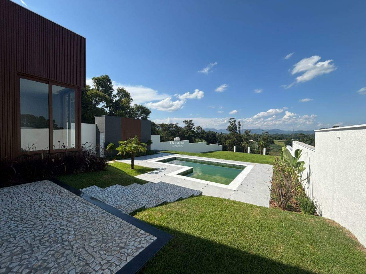 Casa, 4 quartos, 327 m² - Foto 4