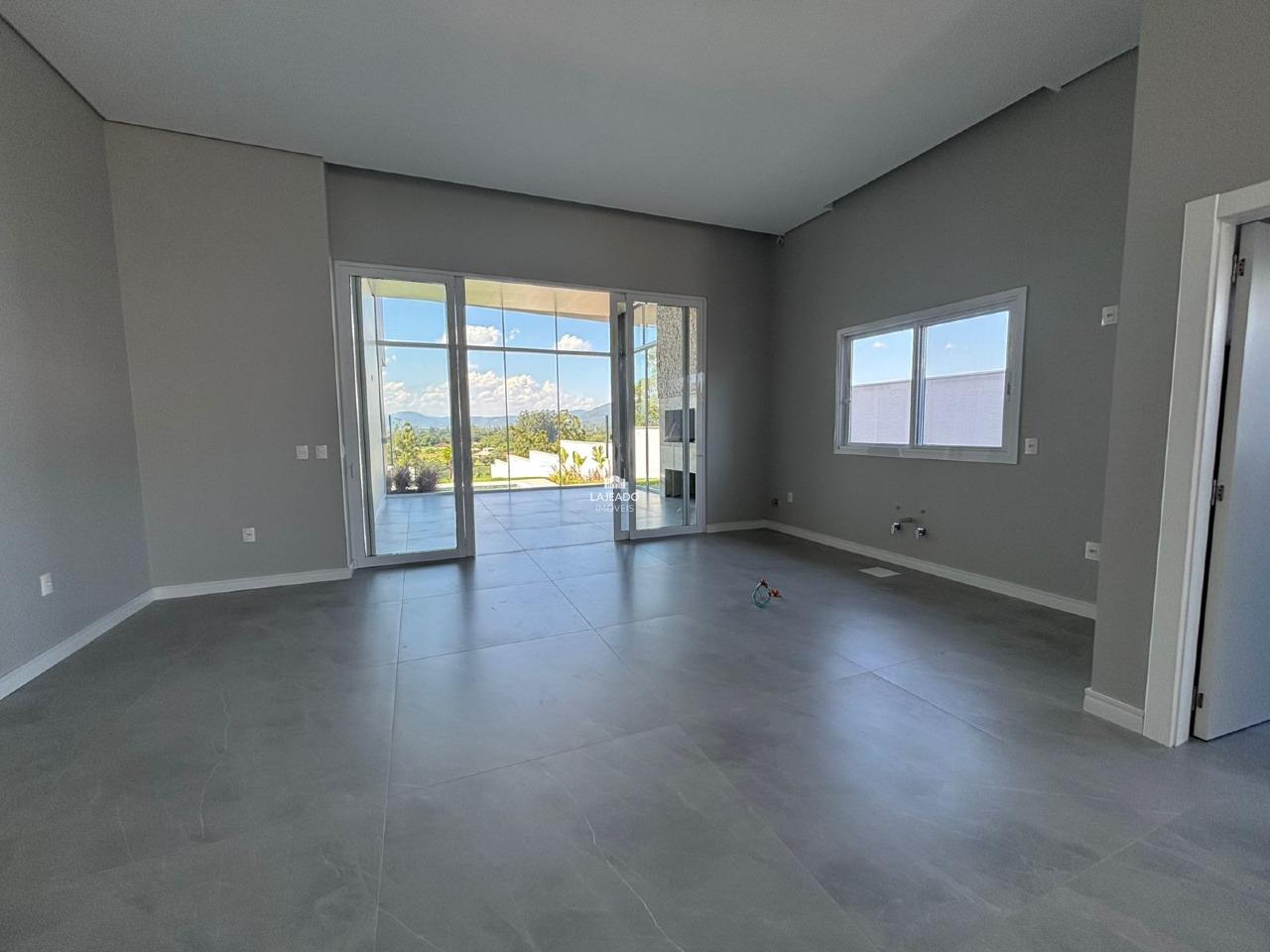 Casa à venda no Carneiros: 