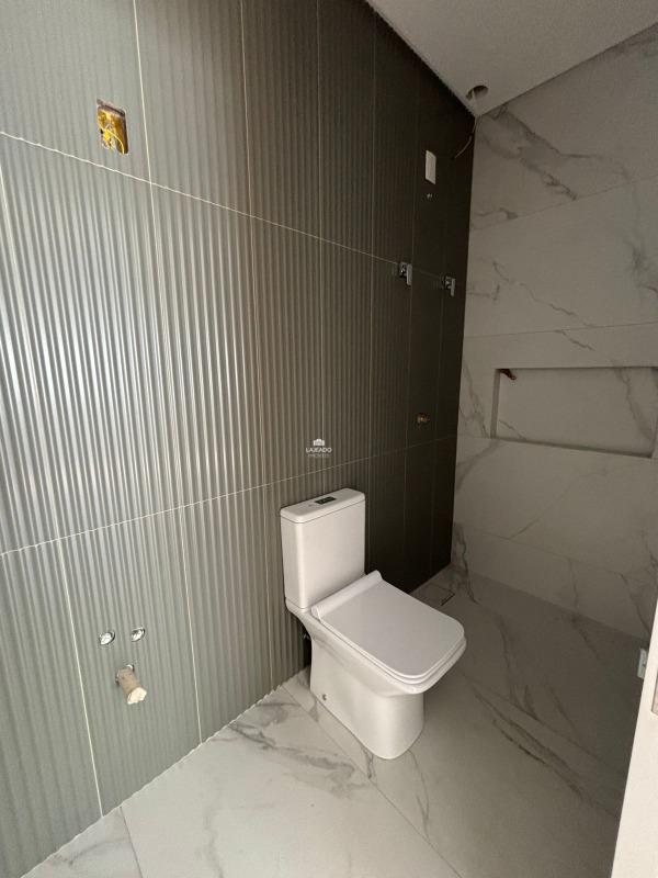 Casa à venda no Carneiros: 