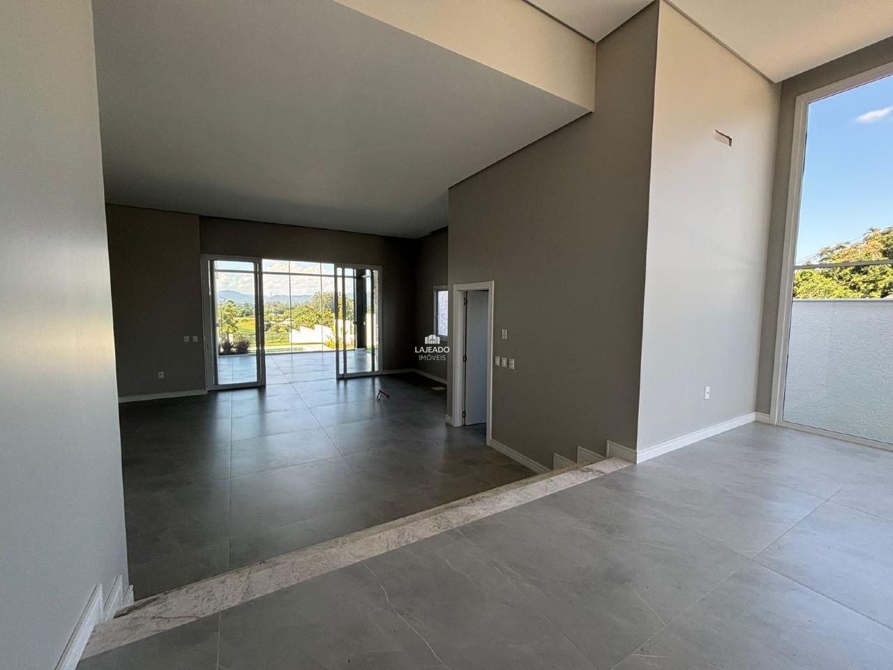 Casa à venda no Carneiros: 