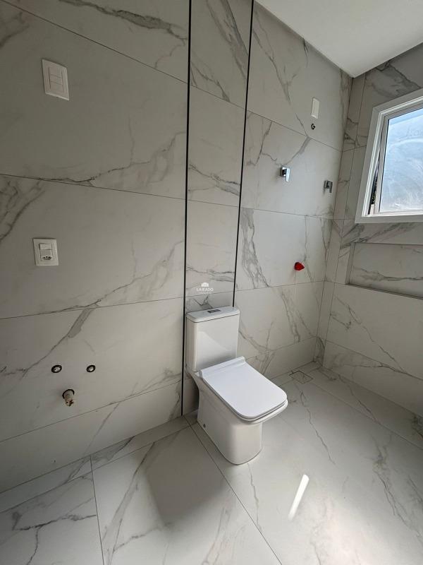 Casa à venda no Carneiros: 