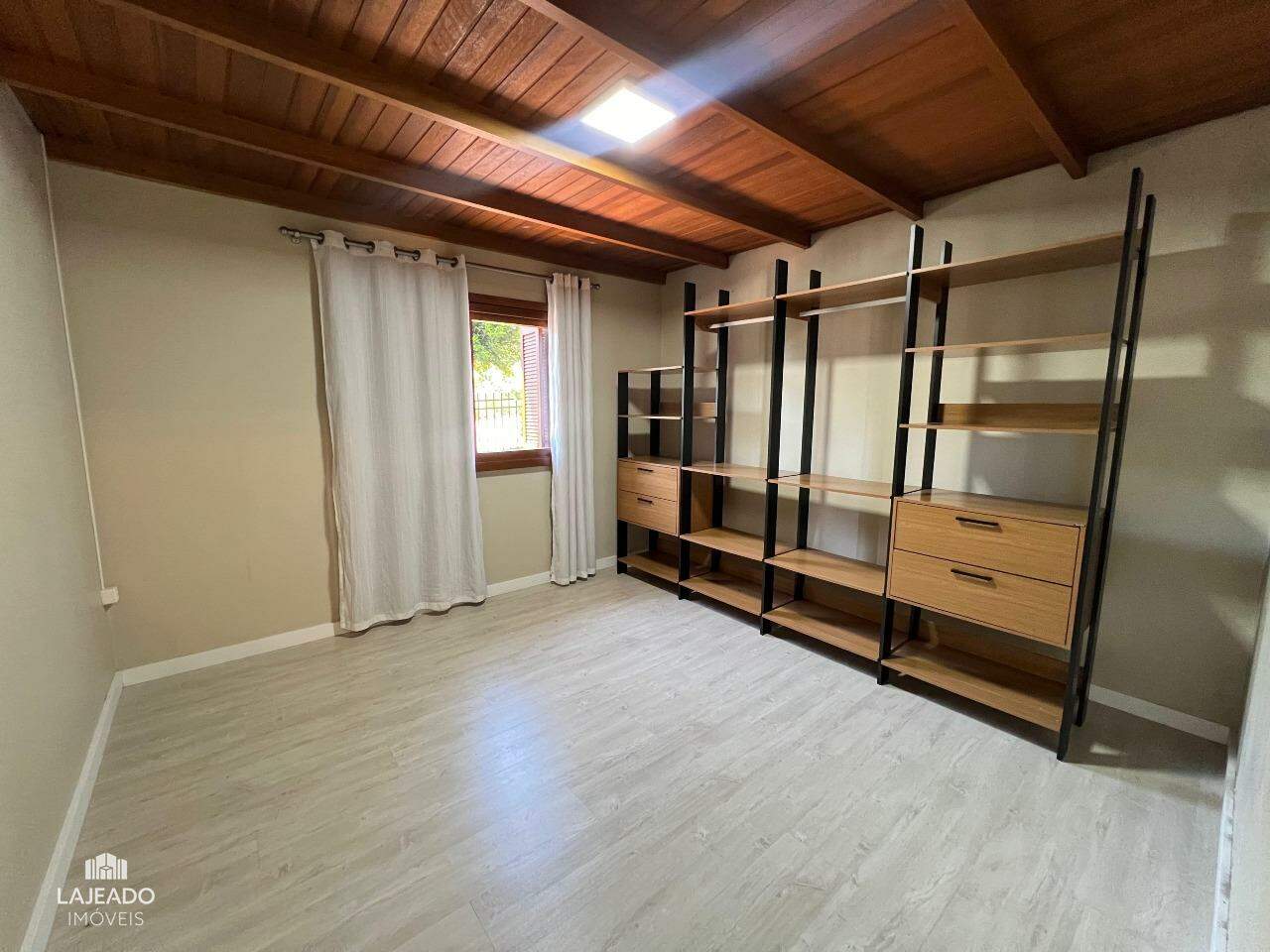 Casa à venda com 3 quartos, 170m² - Foto 13