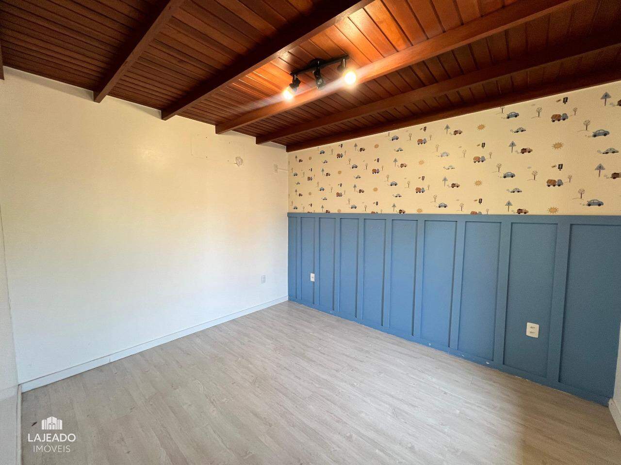 Casa à venda com 3 quartos, 170m² - Foto 15