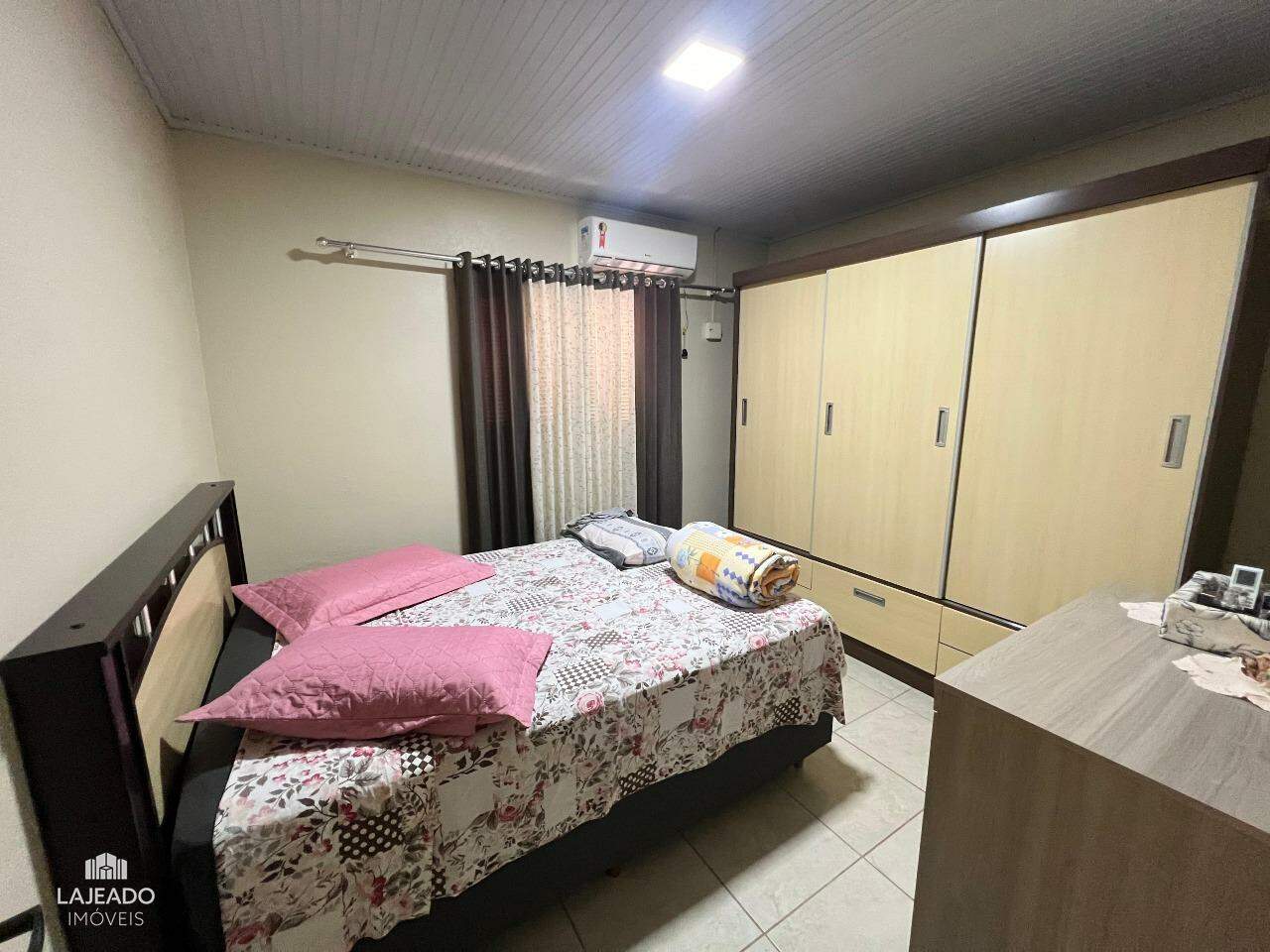 Casa à venda com 3 quartos, 100m² - Foto 12