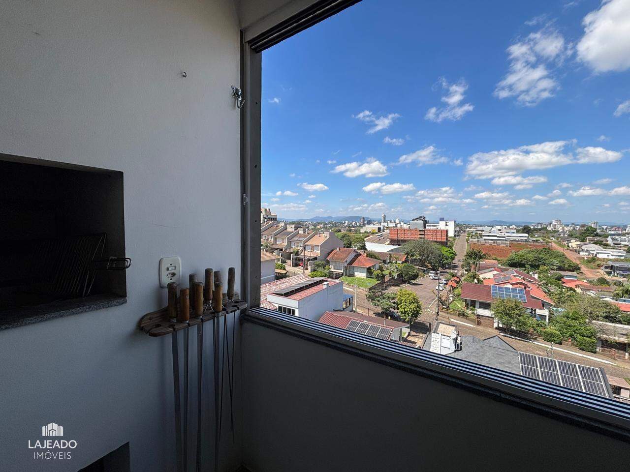 Apartamento à venda com 2 quartos, 75m² - Foto 12