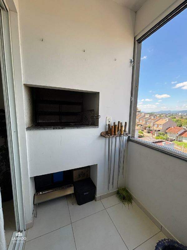 Apartamento à venda com 2 quartos, 75m² - Foto 11