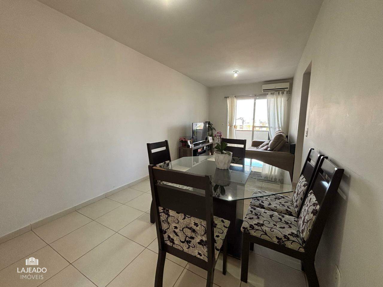 Apartamento à venda com 2 quartos, 75m² - Foto 7