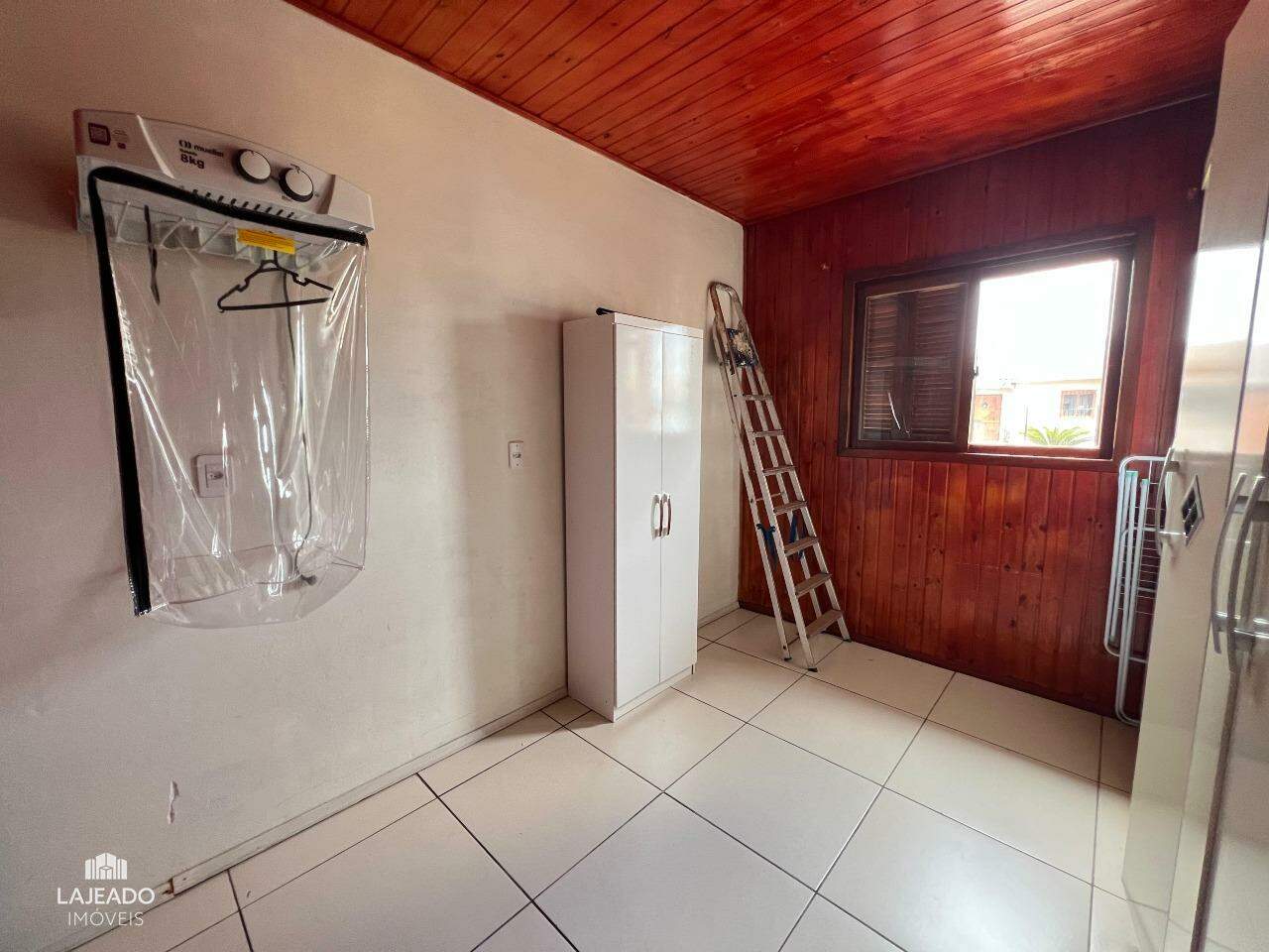 Casa à venda com 3 quartos, 92m² - Foto 15