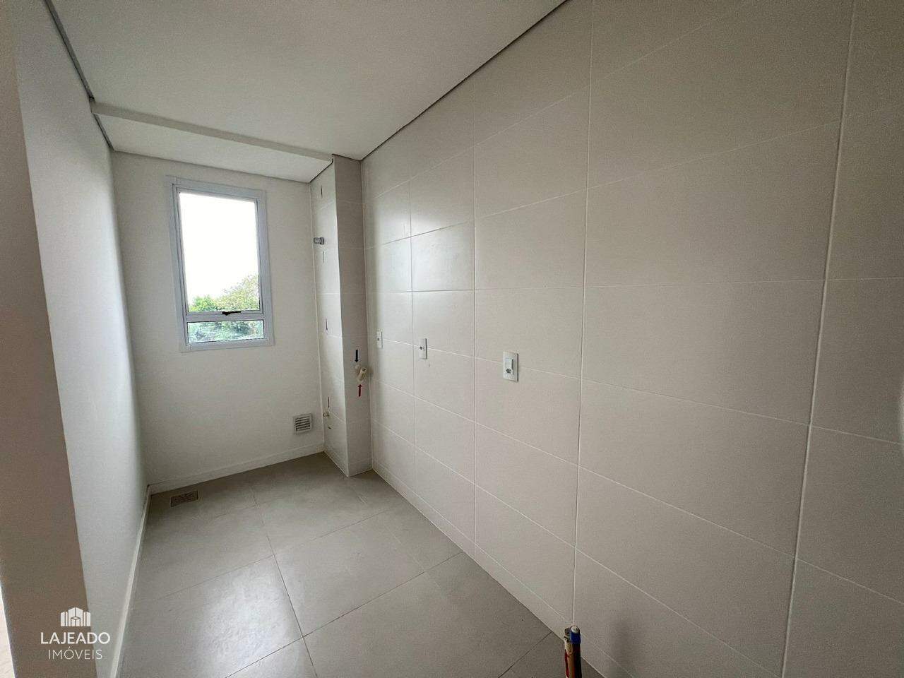 Apartamento à venda com 2 quartos, 55m² - Foto 4