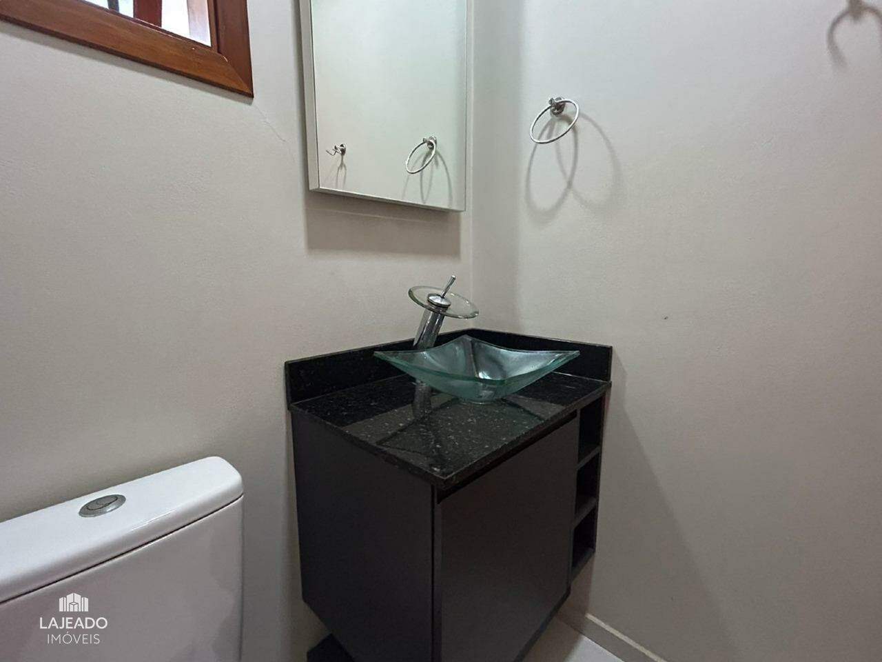 Sobrado à venda com 2 quartos, 90m² - Foto 4