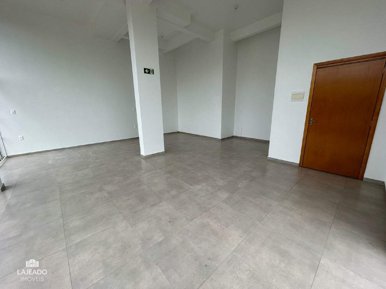 Loja-Salão para alugar, 60m² - Foto 3