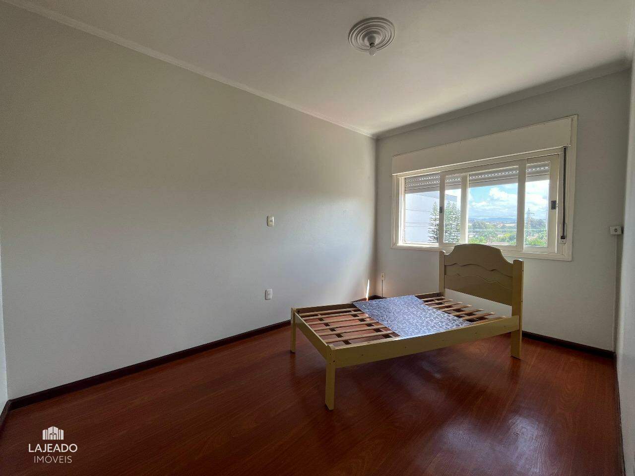 Apartamento para alugar com 3 quartos, 87m² - Foto 9