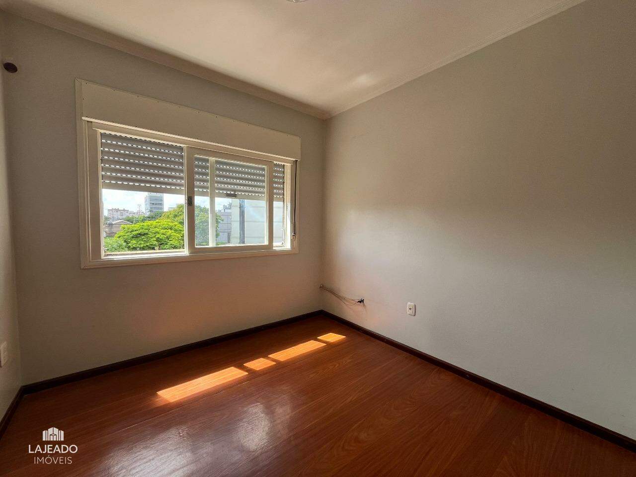 Apartamento para alugar com 3 quartos, 87m² - Foto 7