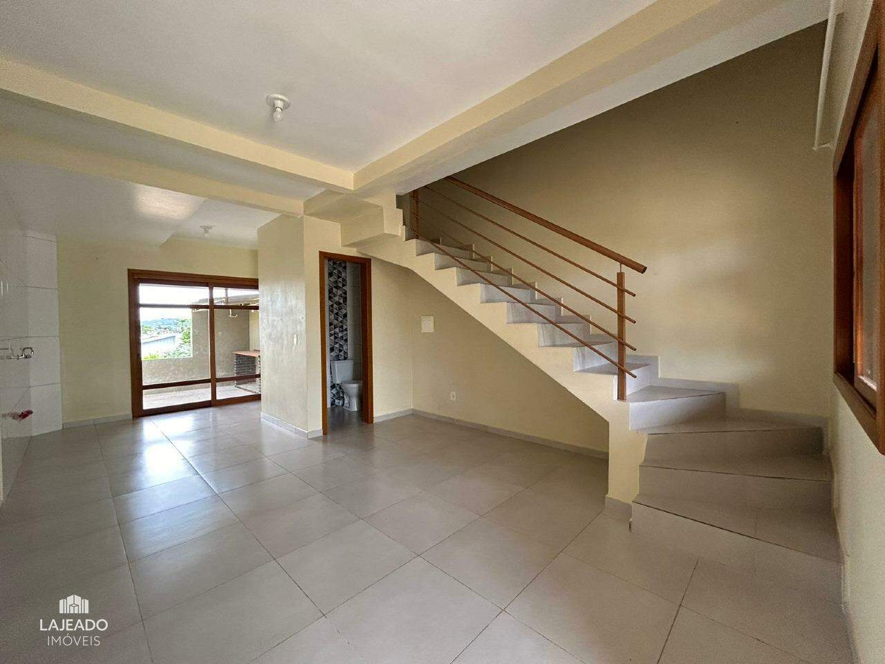 Sobrado para alugar com 2 quartos, 68m² - Foto 2