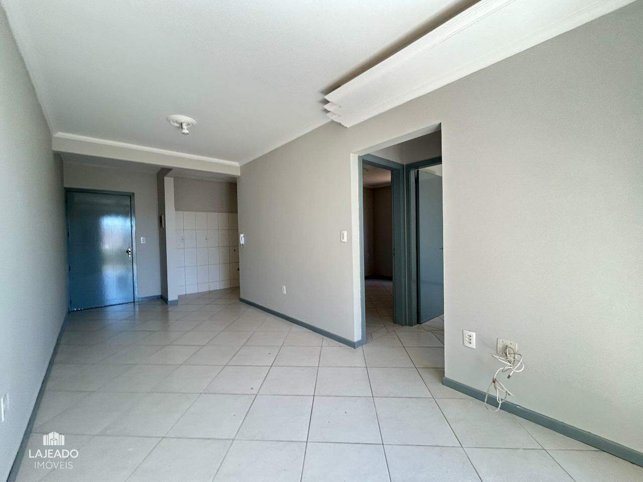 Apartamento para alugar com 2 quartos, 63m² - Foto 2