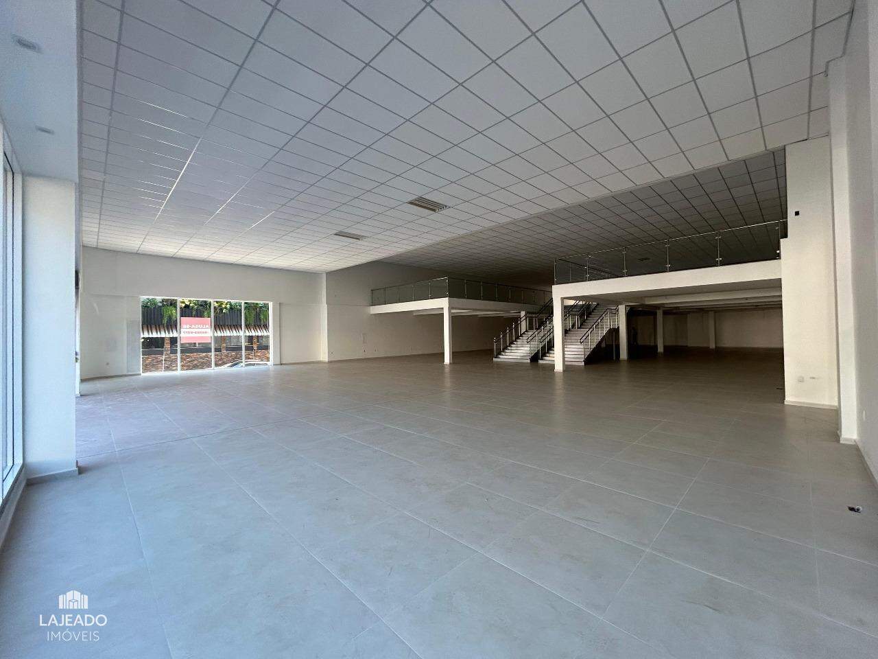 Loja-Salão para alugar, 2430m² - Foto 3