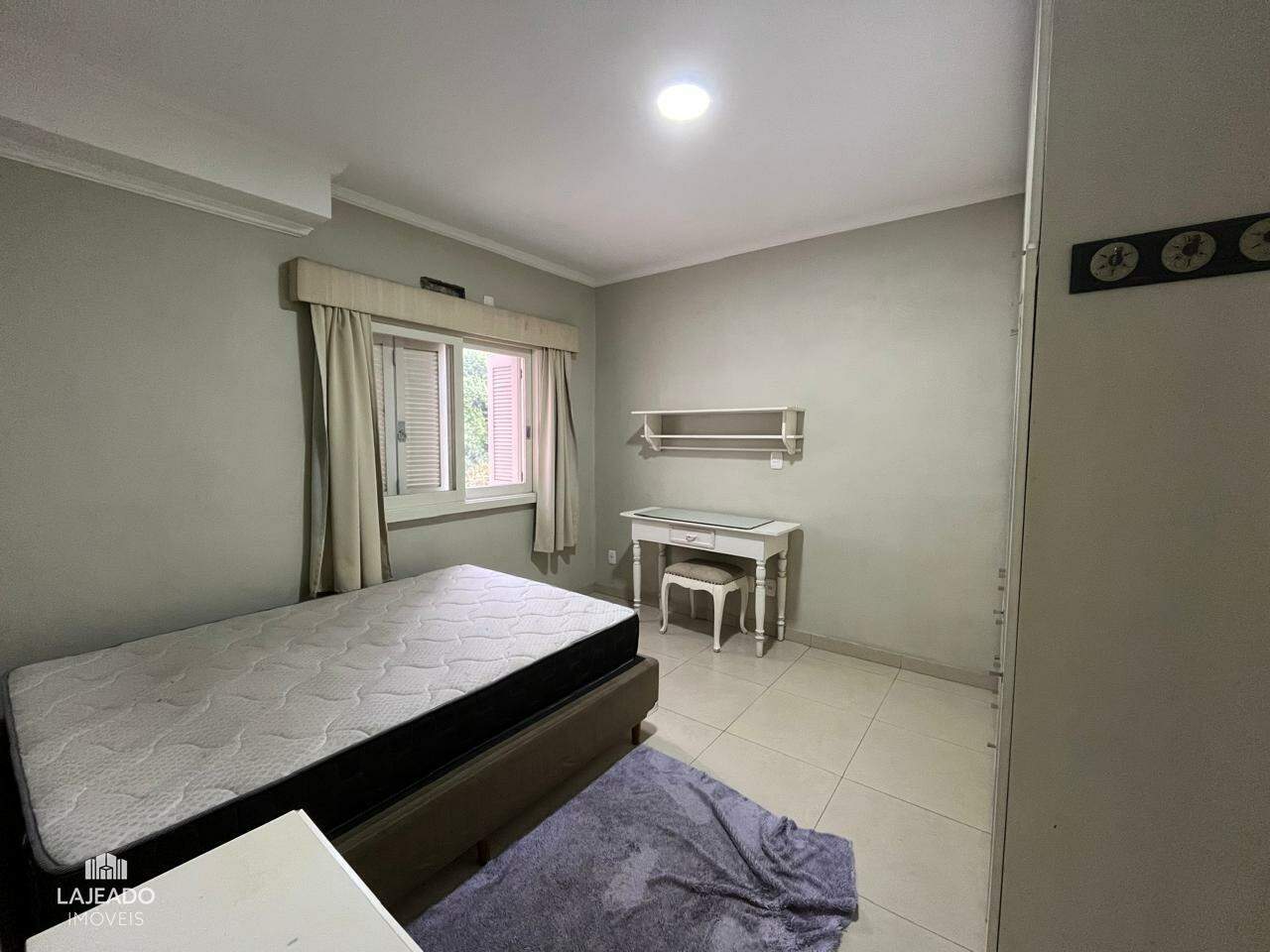 Apartamento à venda com 1 quarto, 40m² - Foto 4