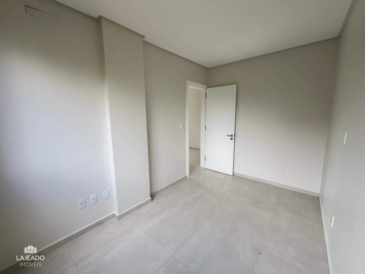 Apartamento à venda com 2 quartos, 56m² - Foto 9