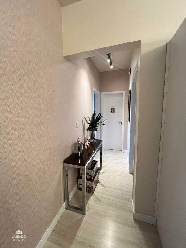 Apartamento à venda com 2 quartos, 75m² - Foto 14