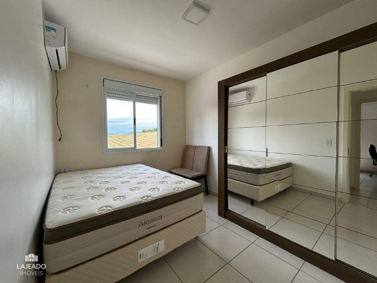 Apartamento para alugar com 2 quartos, 55m² - Foto 15