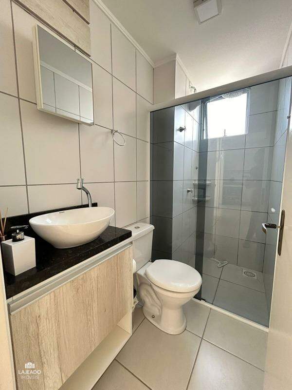 Apartamento para alugar com 2 quartos, 55m² - Foto 14