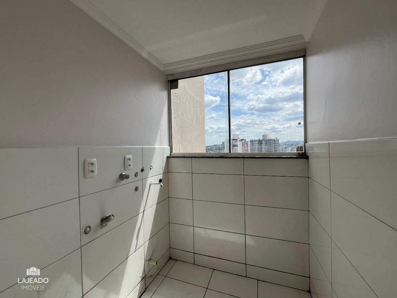 Apartamento para alugar com 2 quartos, 70m² - Foto 6