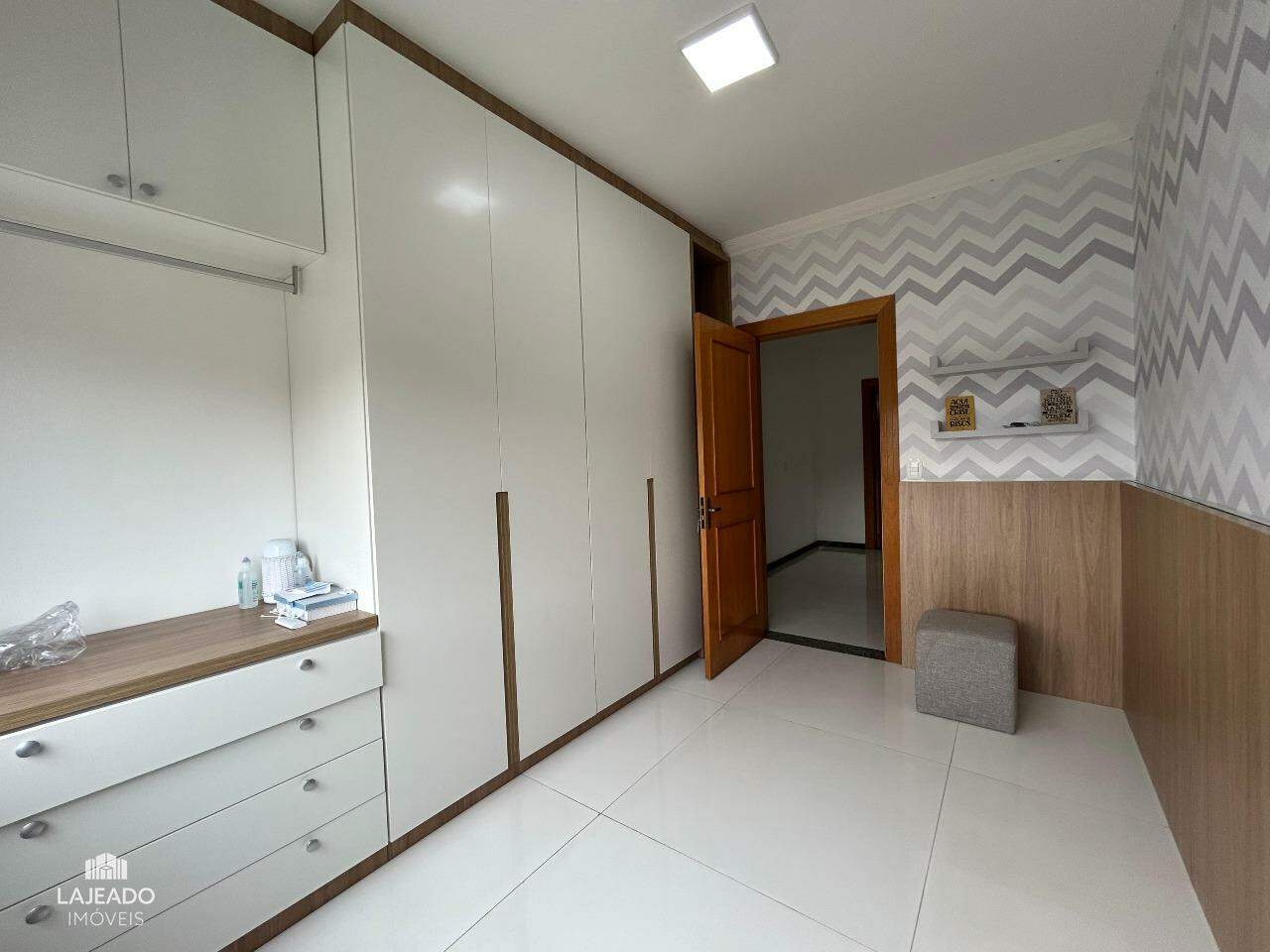 Sobrado para alugar com 3 quartos, 165m² - Foto 12