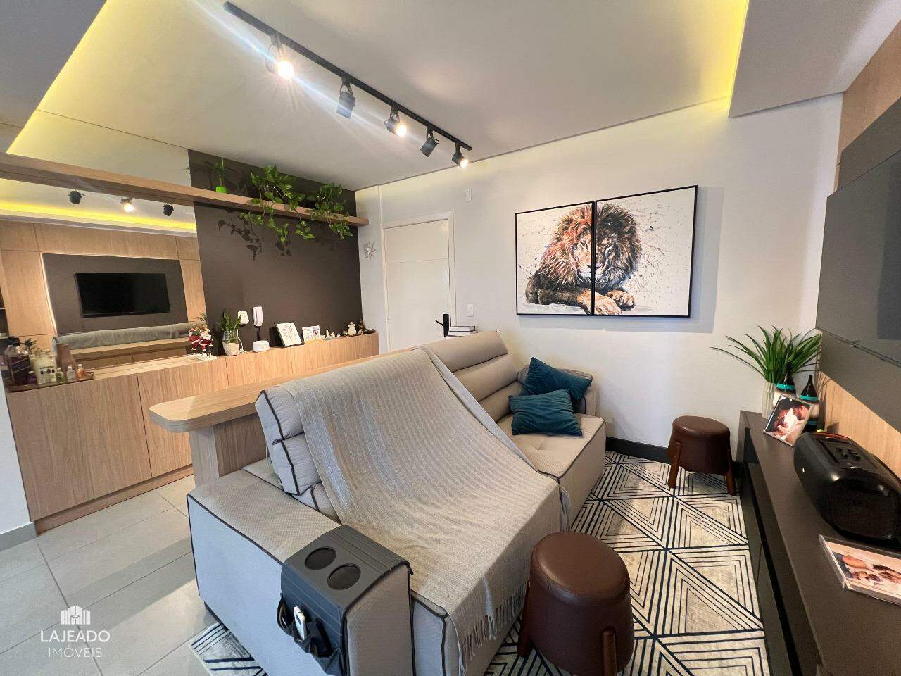 Apartamento, 2 quartos, 81 m² - Foto 2