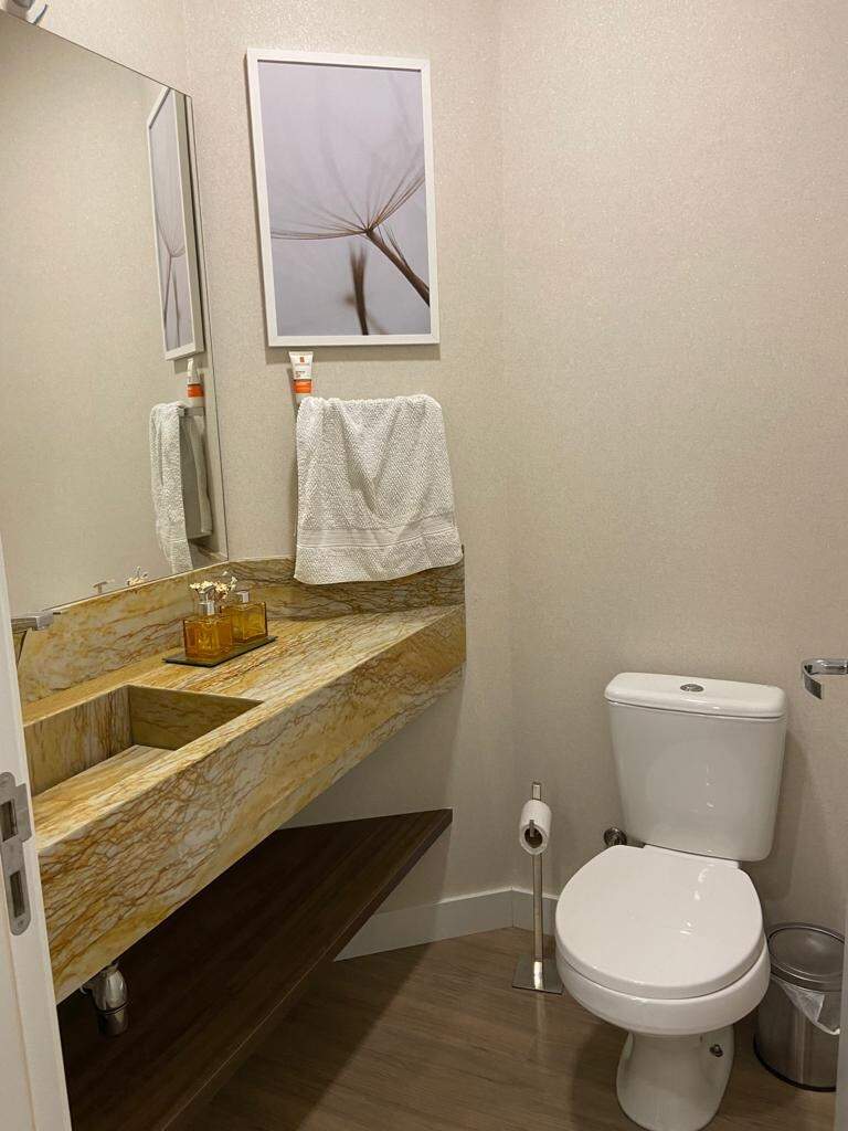 Apartamento para alugar com 3 quartos, 97m² - Foto 8