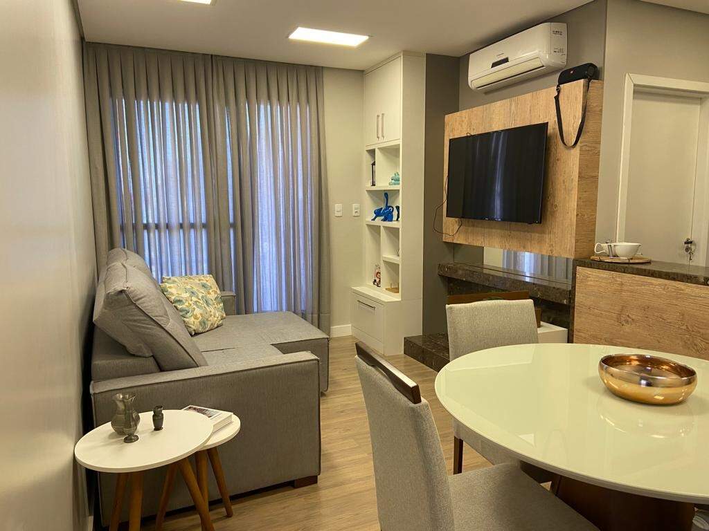 Apartamento para alugar com 3 quartos, 97m² - Foto 2