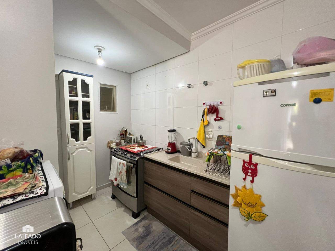 Apartamento à venda com 1 quarto, 42m² - Foto 7