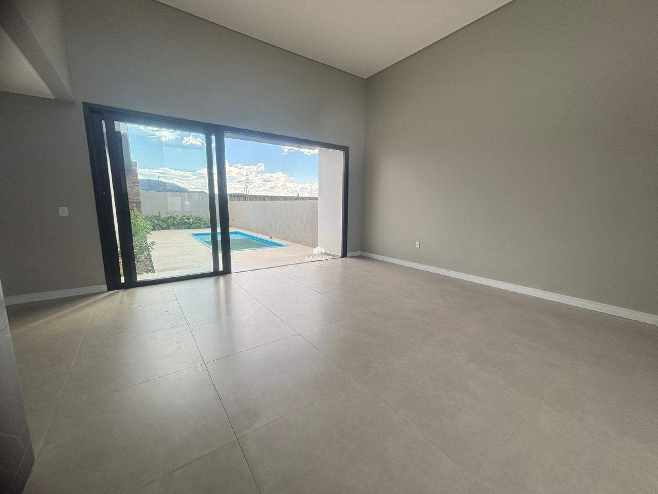 Casa à venda no Conventos: 