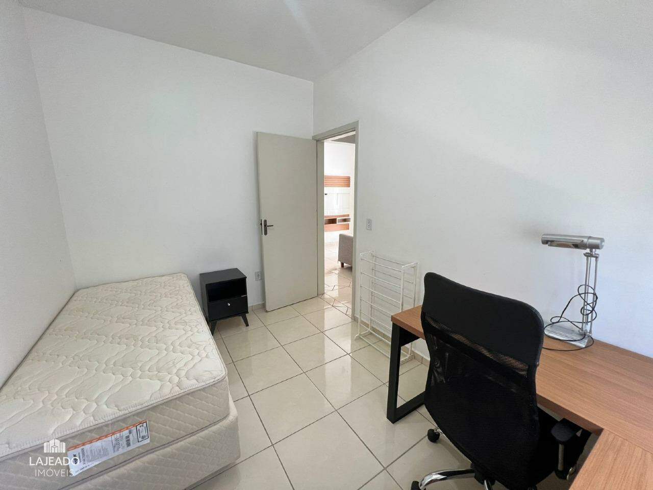 Apartamento à venda com 2 quartos, 54m² - Foto 12