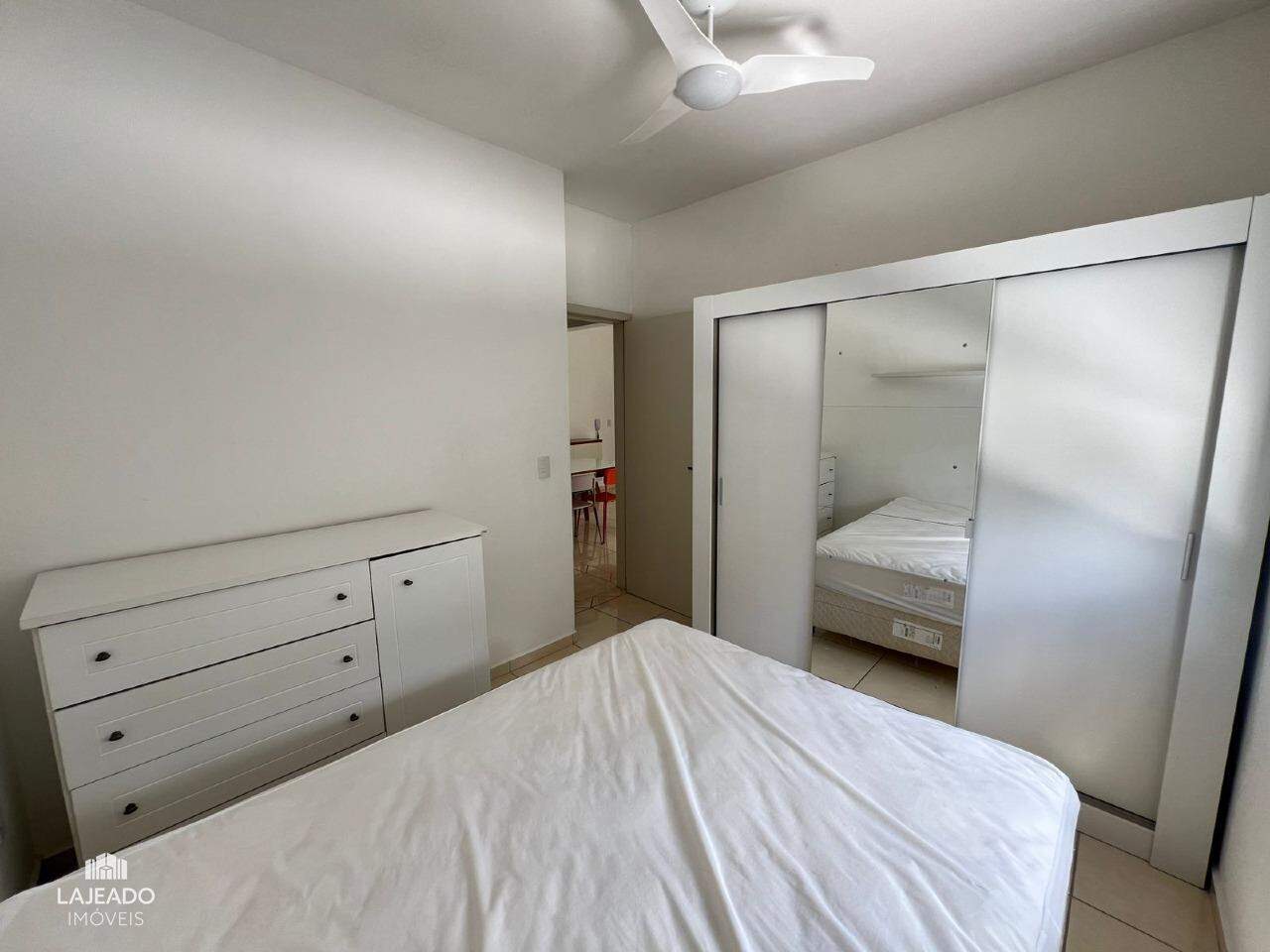 Apartamento à venda com 2 quartos, 54m² - Foto 15